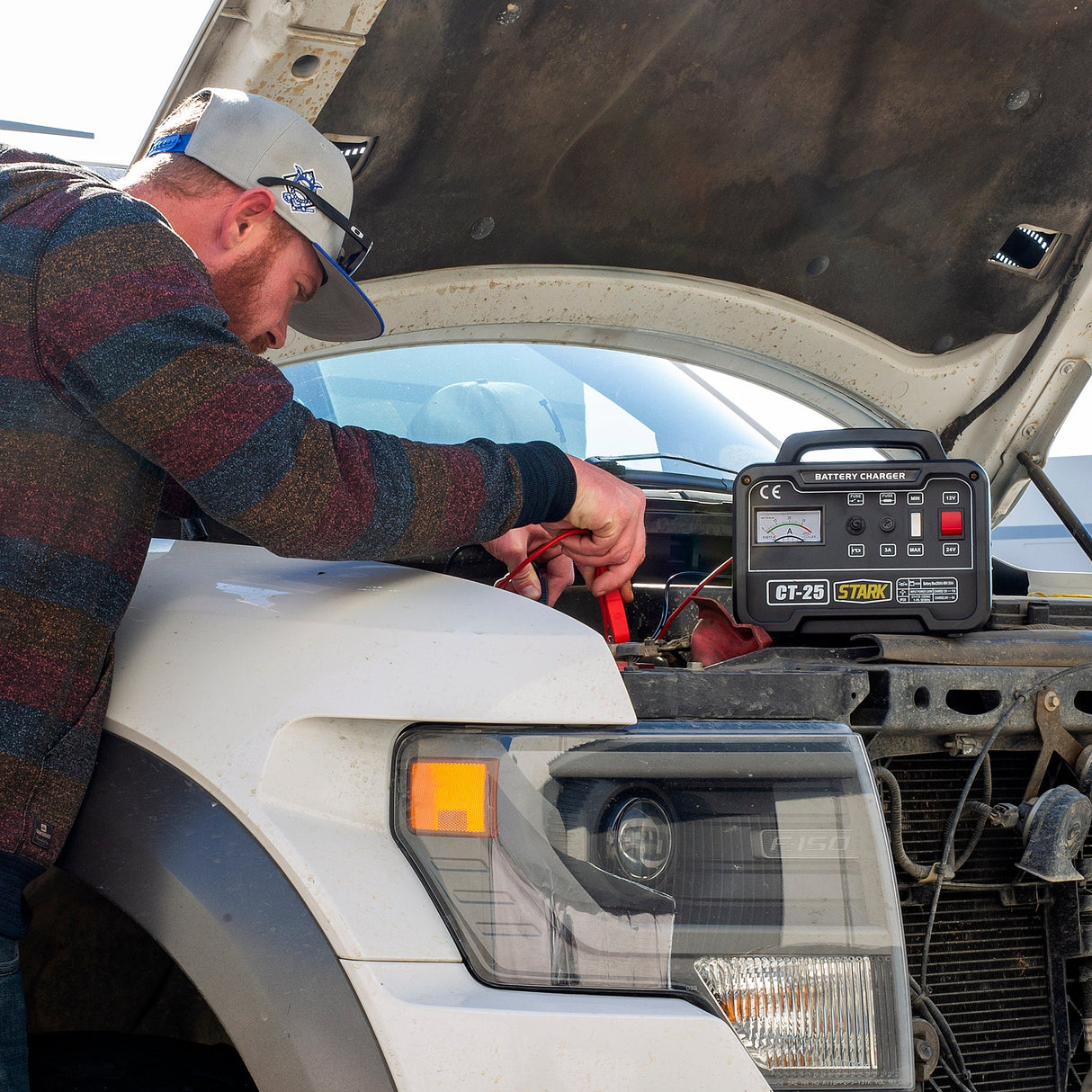 Stark USA 12/24 Volt 10/25 Amp Automotive Engine Booster Battery Charger Car Van