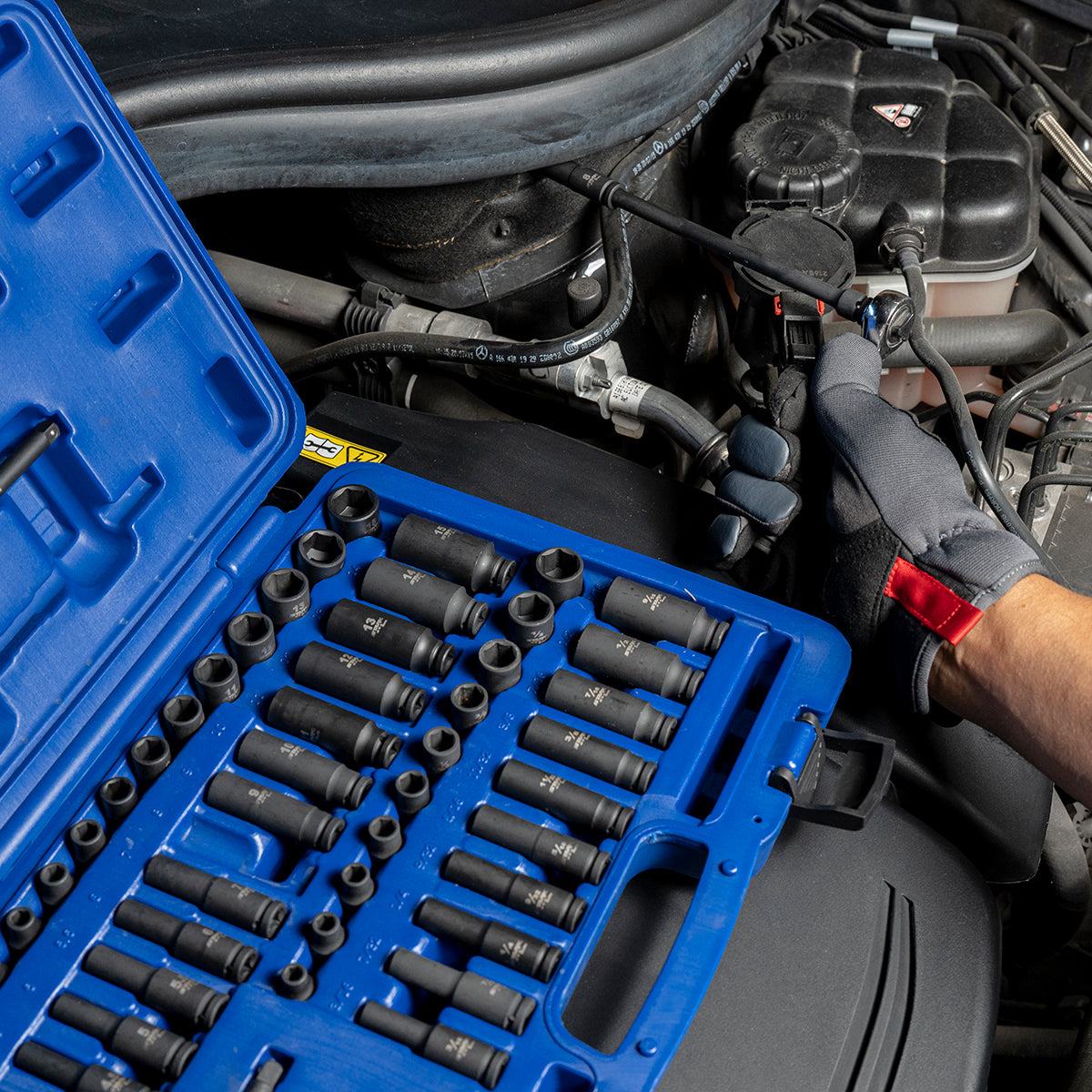 Stark USA 53PCS 1/4" DR Deep & Shallow Socket SAE/Metric Extension Bar Ratchet