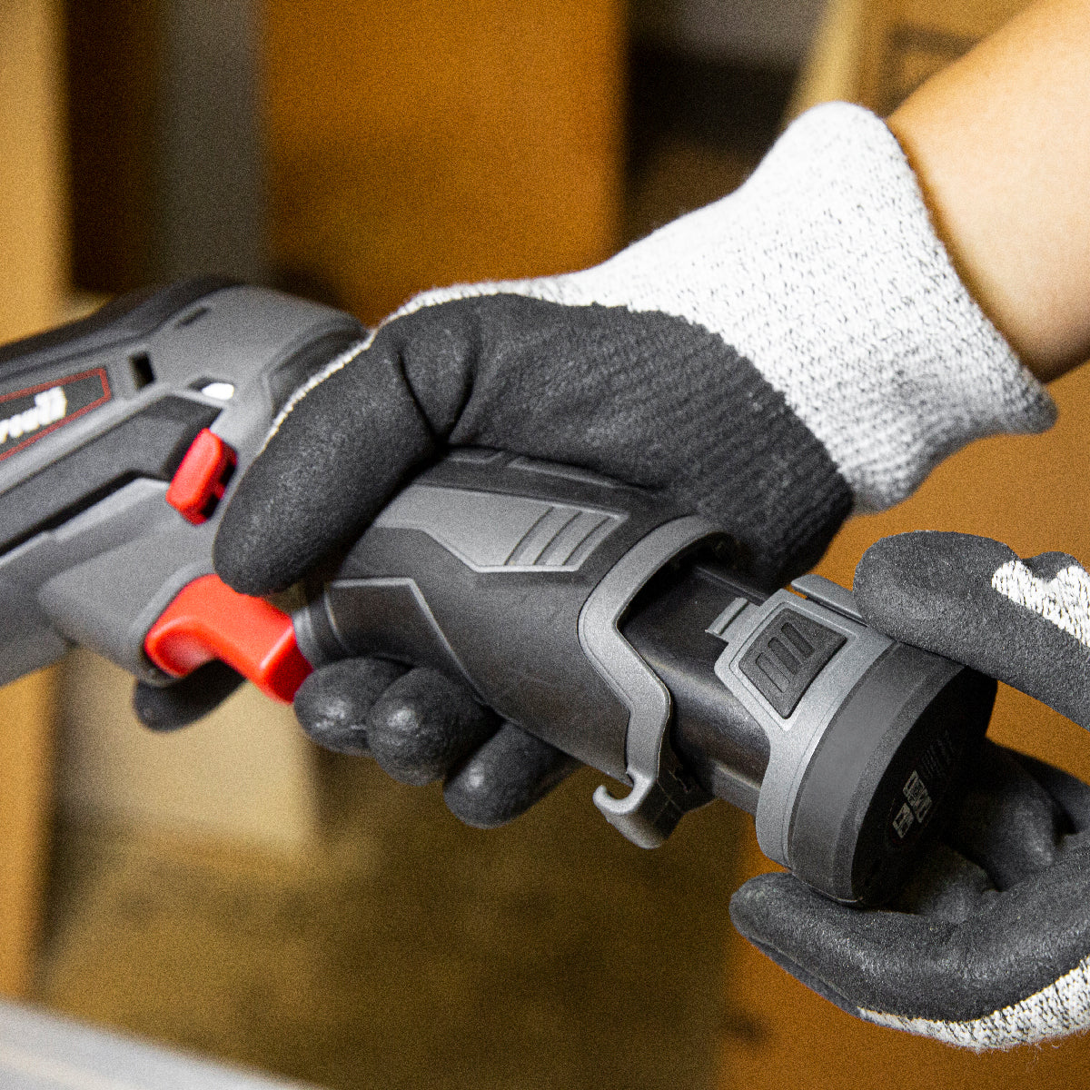 XtremepowerUS 12V MAX Cordless Reciprocating Saw Clamping Jaw w/ (3) Saw Blades