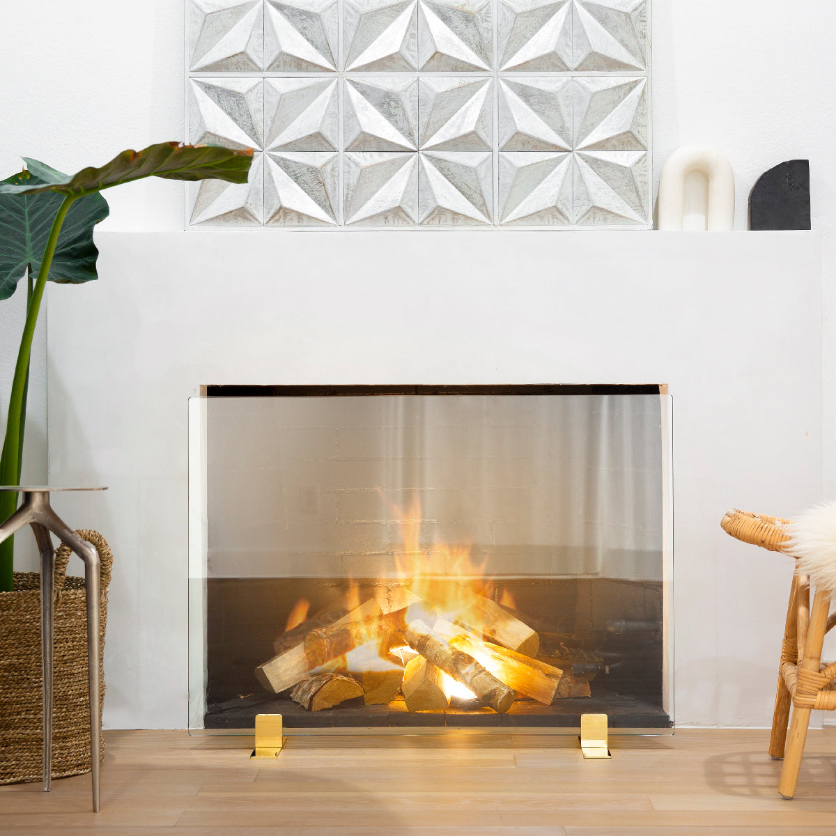 Barton 46" x 33" Fireplace Screen Guard Panel Tempered Glass Spark Clear Stand