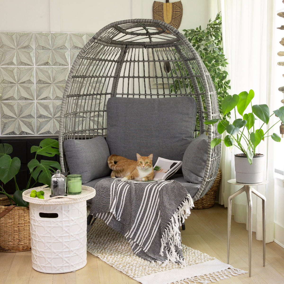 Barton Oversized Egg Chair Style Wicker Chair with Canopy & 4 Cushions