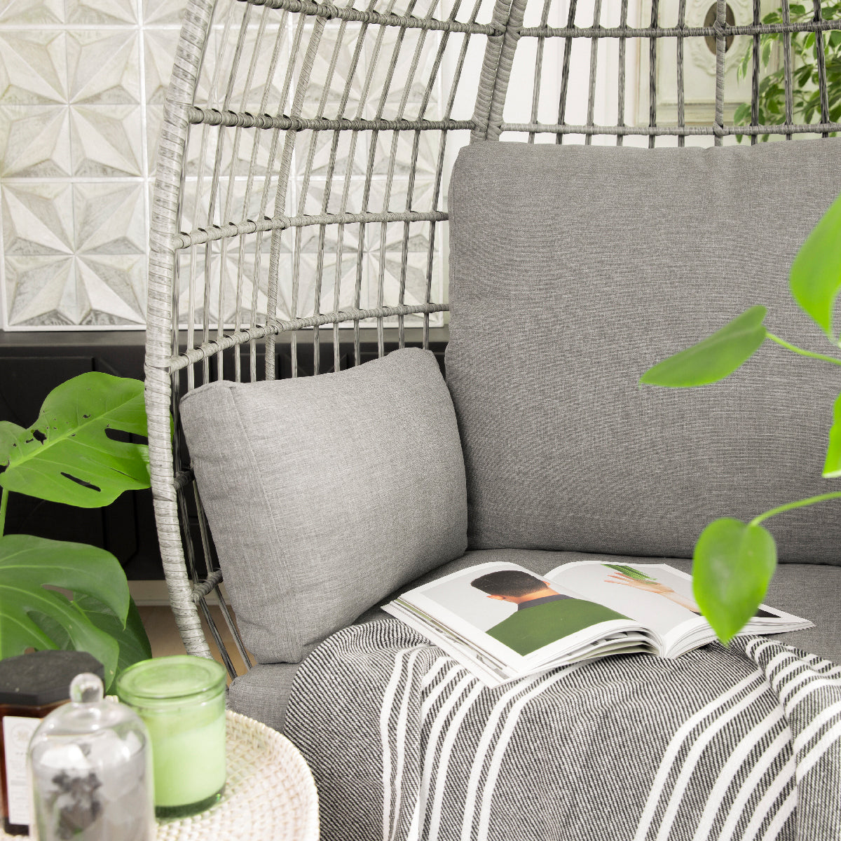 Barton Oversized Egg Chair Style Wicker Chair with Canopy & 4 Cushions