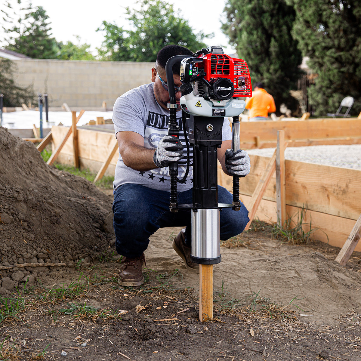 XtremepowerUS Gas-Powered Fence T-Post Driver Engine Gasoline Pile CAR