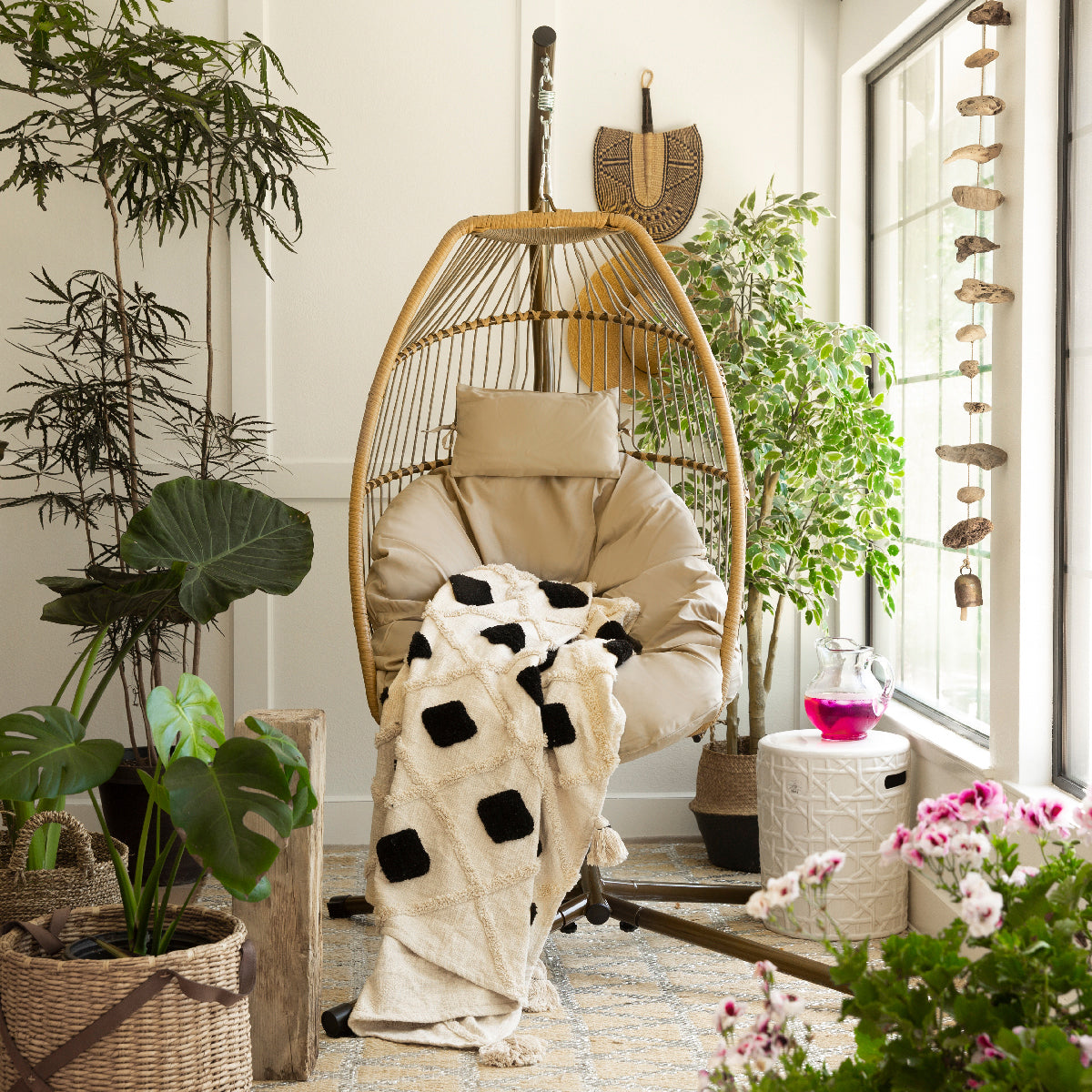 barton egg chair