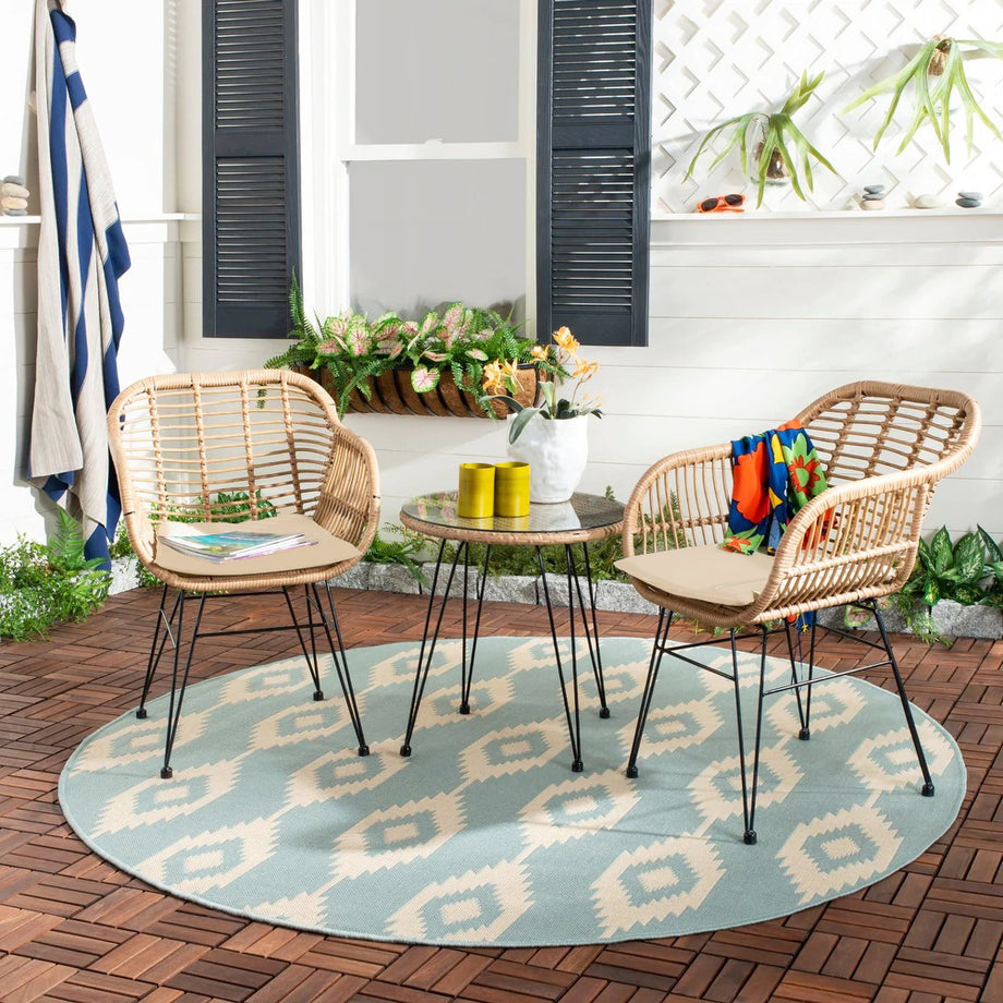 Cushioned shop bistro set